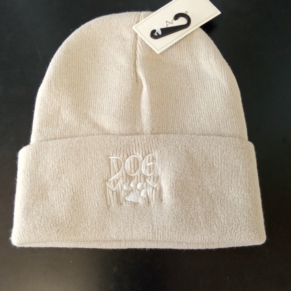 DOG MOM KHAKI BEANIE CAP - Picture 3 of 8